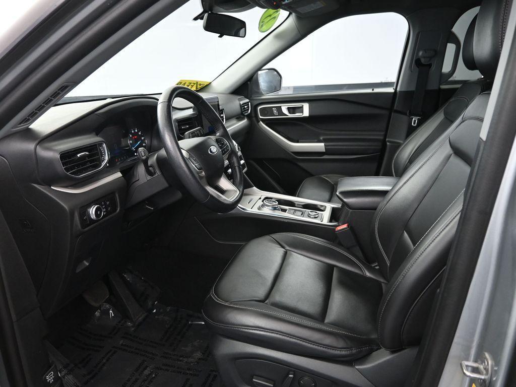 used 2023 Ford Explorer car, priced at $33,289