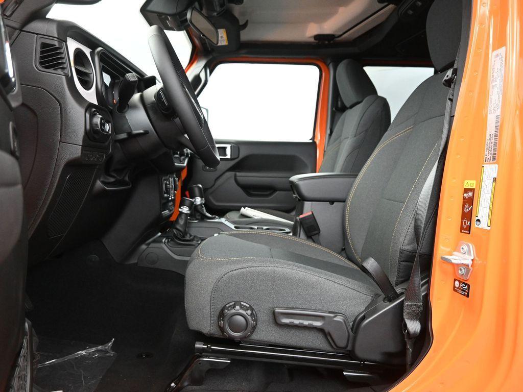 new 2025 Jeep Gladiator car, priced at $56,893