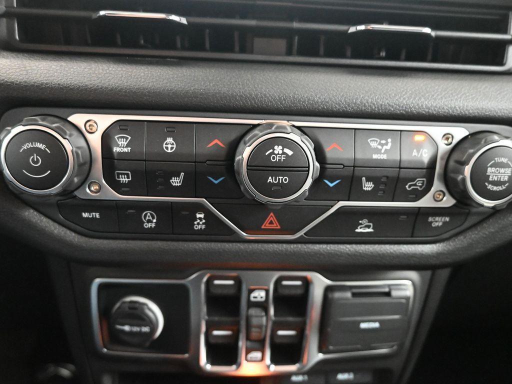new 2025 Jeep Gladiator car, priced at $56,893