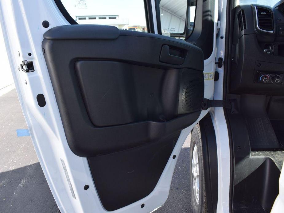 new 2024 Ram ProMaster 2500 Window Van car, priced at $75,900