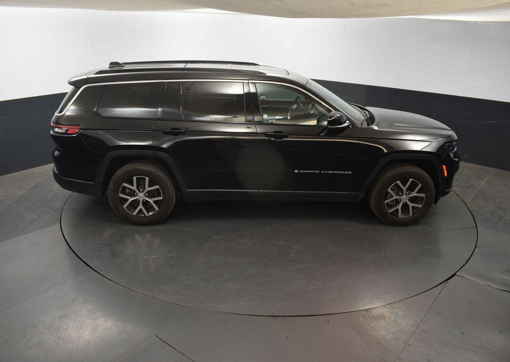 used 2024 Jeep Grand Cherokee L car, priced at $43,222