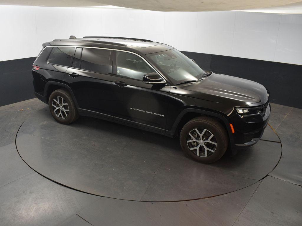 used 2024 Jeep Grand Cherokee L car, priced at $43,222
