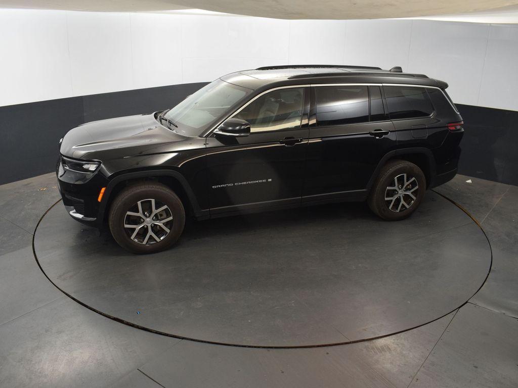 used 2024 Jeep Grand Cherokee L car, priced at $43,222