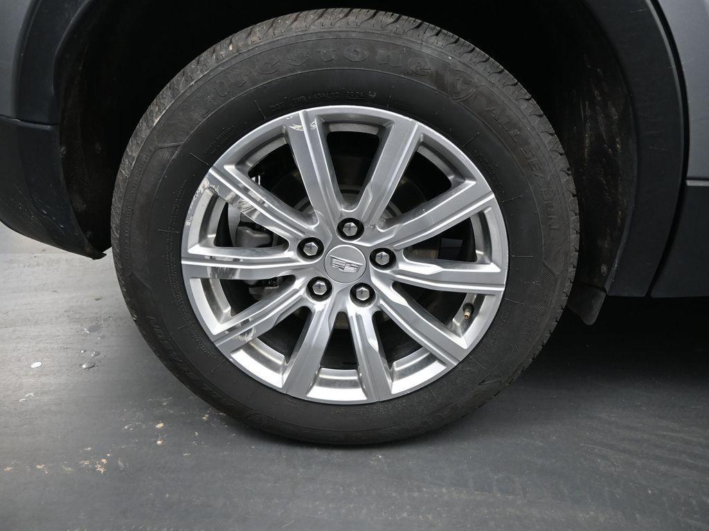 used 2023 Cadillac XT4 car, priced at $26,560