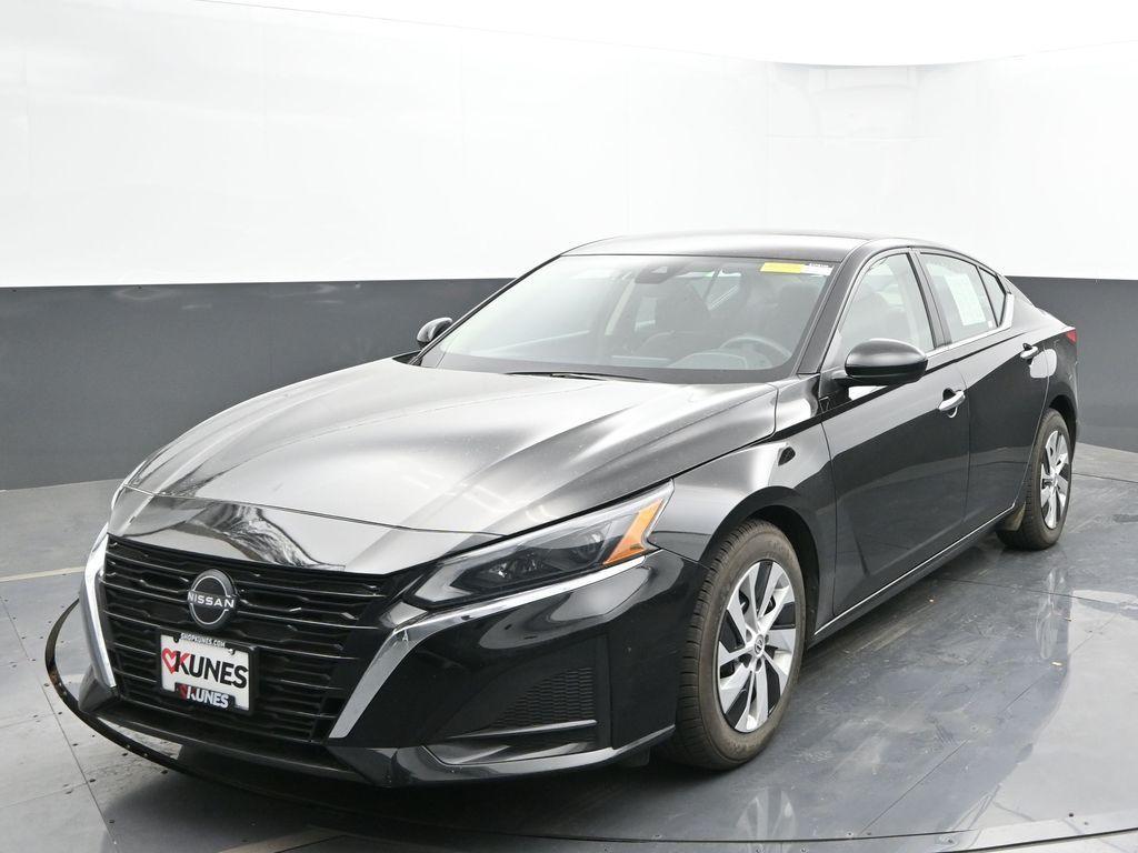 used 2023 Nissan Altima car, priced at $18,472