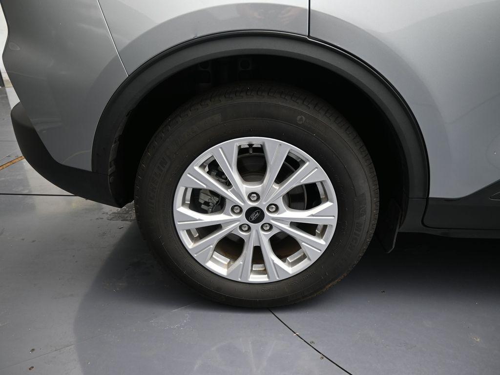 used 2024 Ford Escape car, priced at $20,794