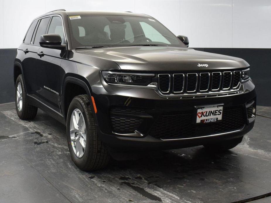 new 2025 Jeep Grand Cherokee car, priced at $38,958