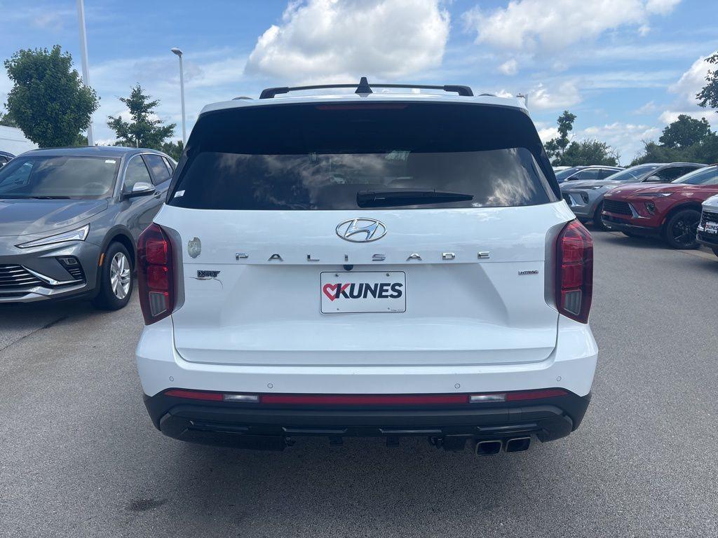 used 2024 Hyundai Palisade car, priced at $39,112