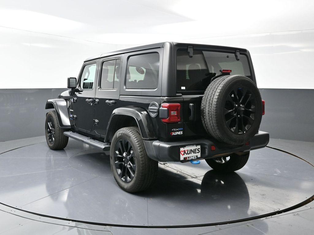 used 2022 Jeep Wrangler Unlimited car, priced at $33,985
