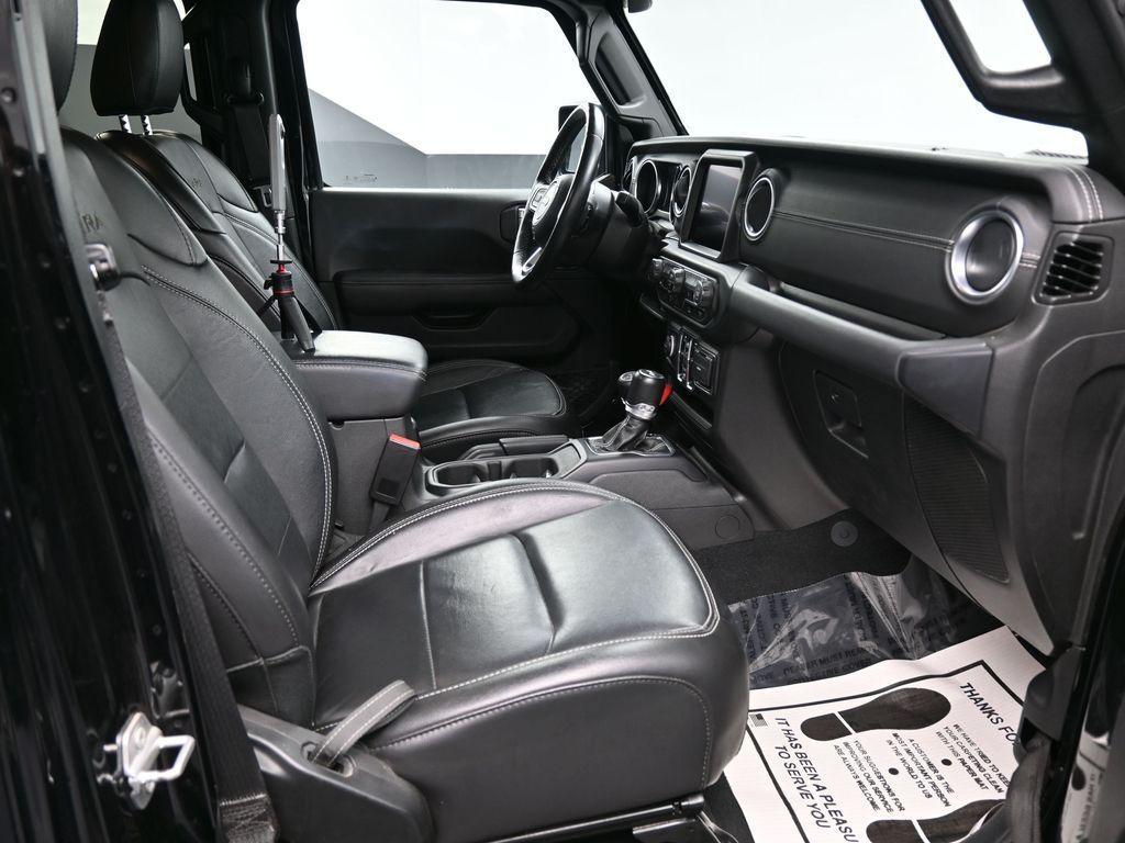 used 2022 Jeep Wrangler Unlimited car, priced at $33,985