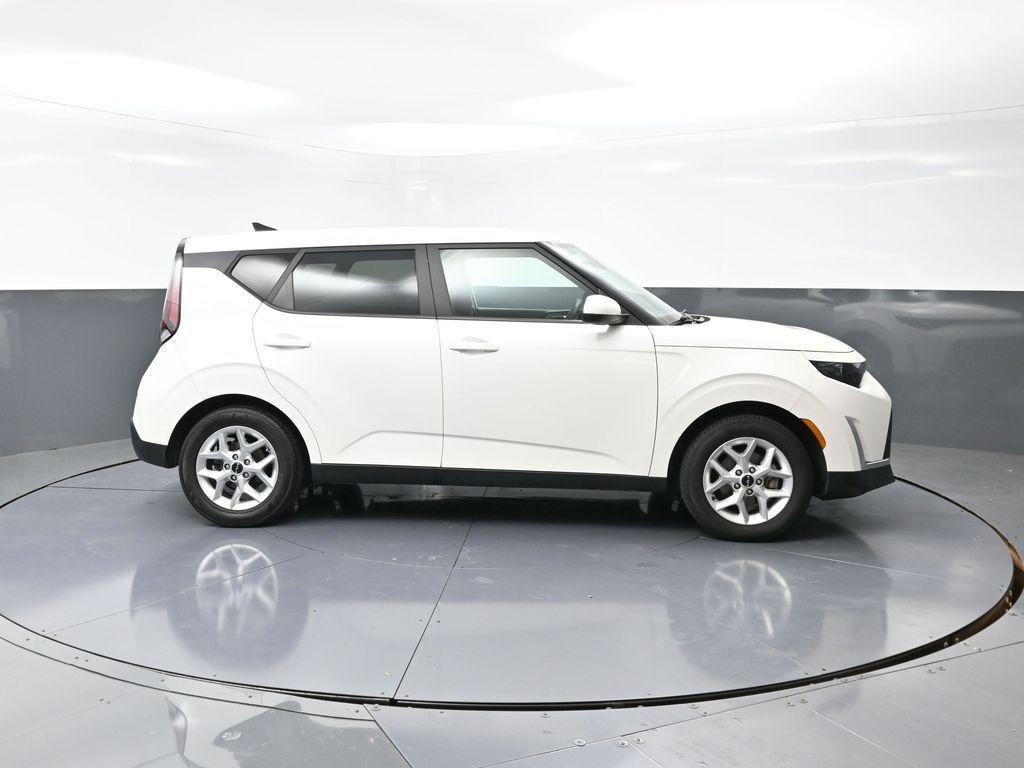 used 2023 Kia Soul car, priced at $15,772