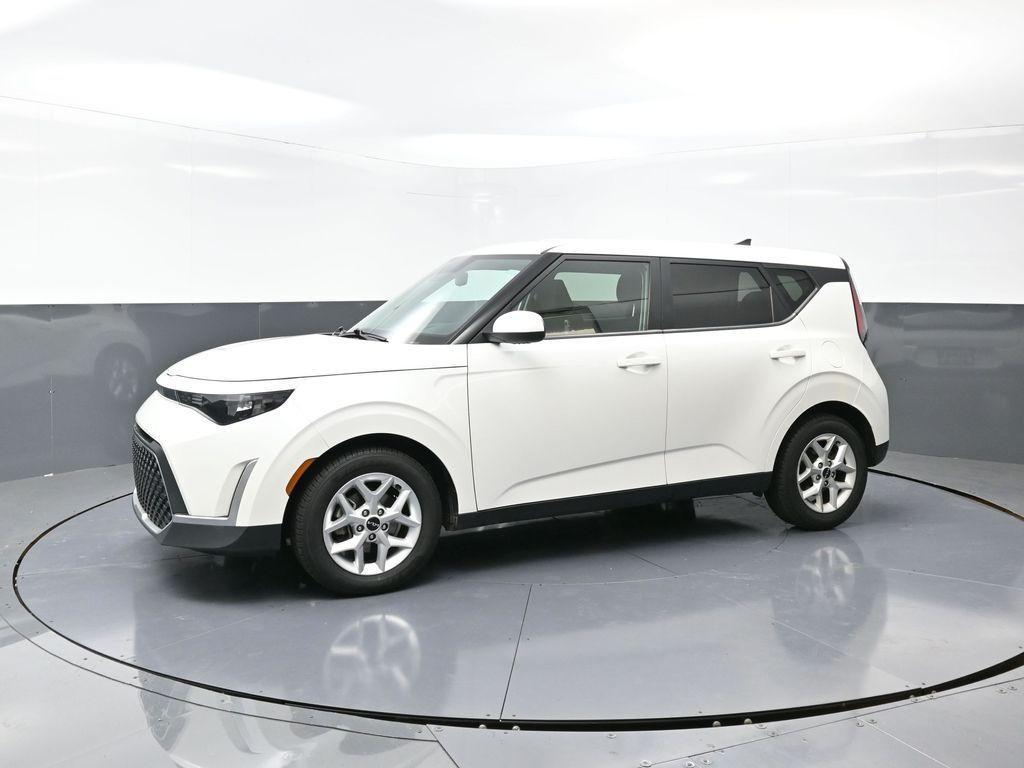 used 2023 Kia Soul car, priced at $15,772