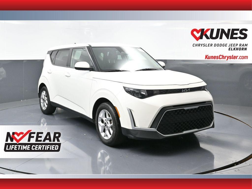 used 2023 Kia Soul car, priced at $15,772