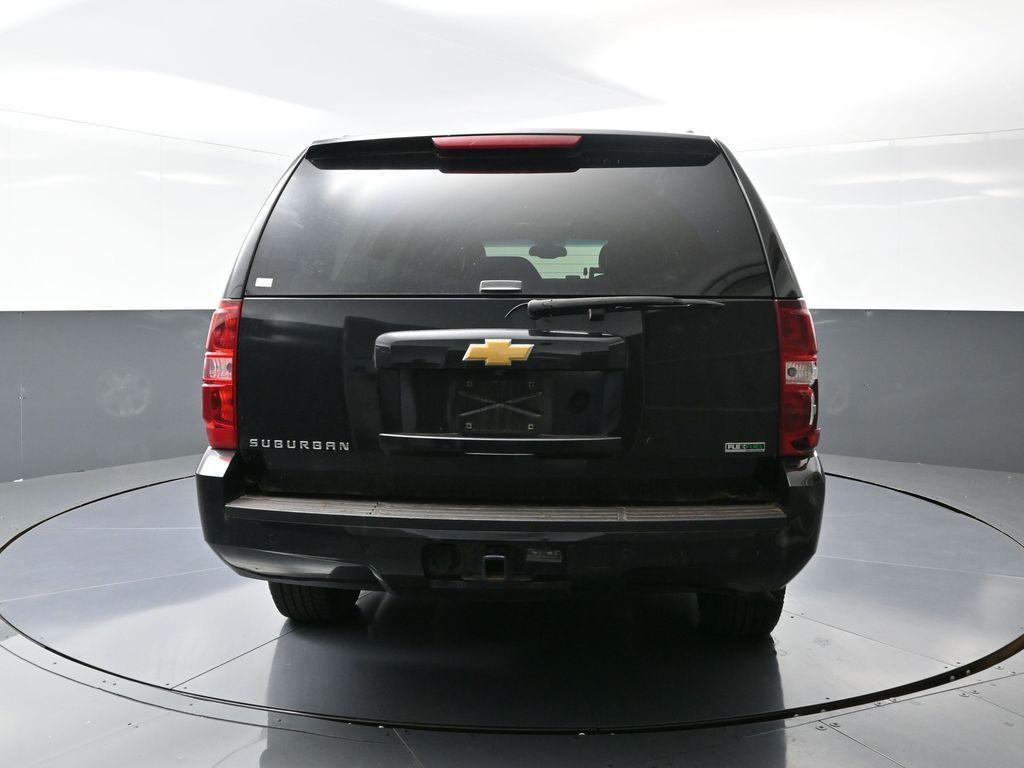 used 2011 Chevrolet Suburban car, priced at $2,995