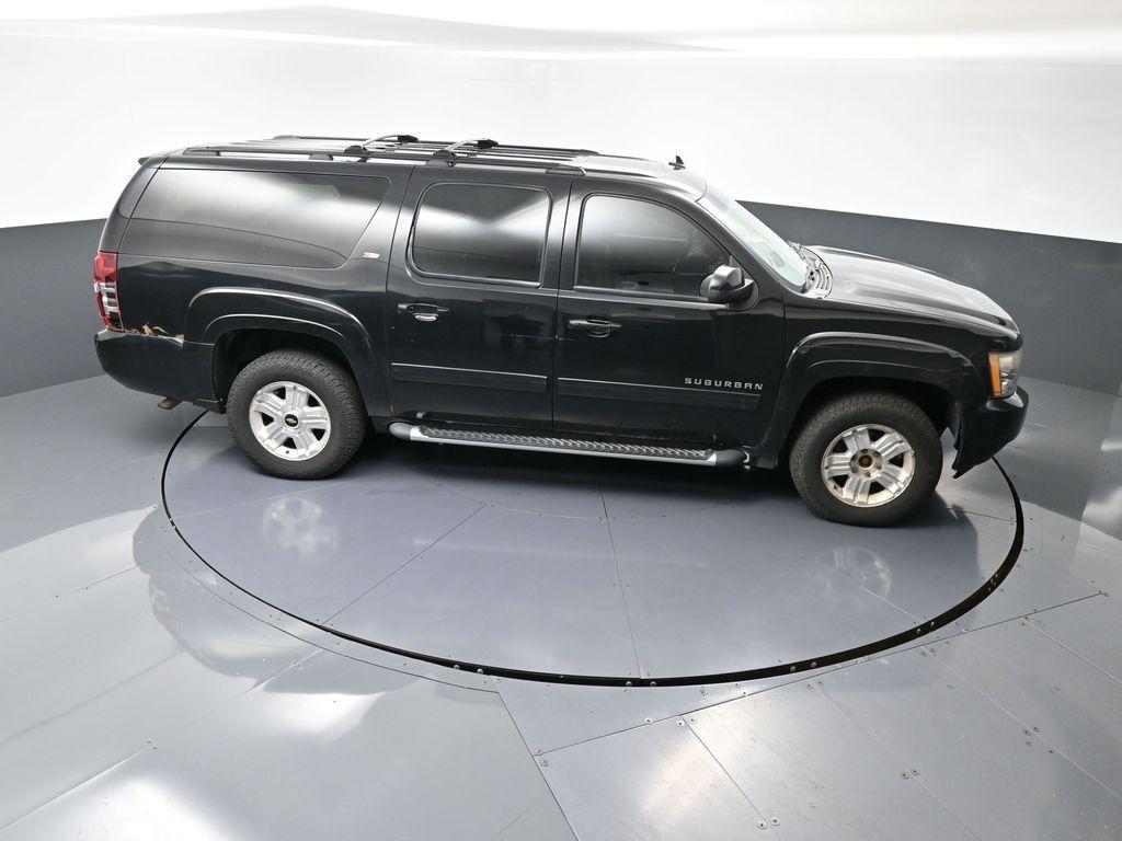 used 2011 Chevrolet Suburban car, priced at $2,995