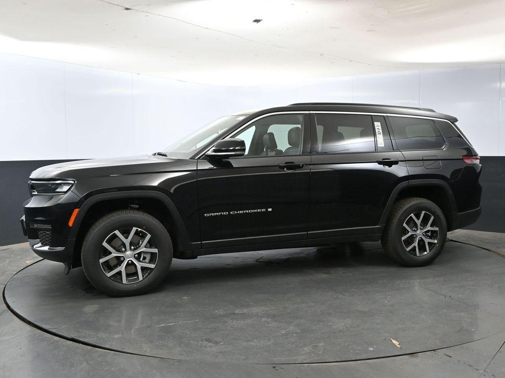 new 2025 Jeep Grand Cherokee L car, priced at $50,881