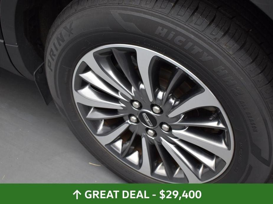 used 2022 Lincoln Nautilus car, priced at $29,400