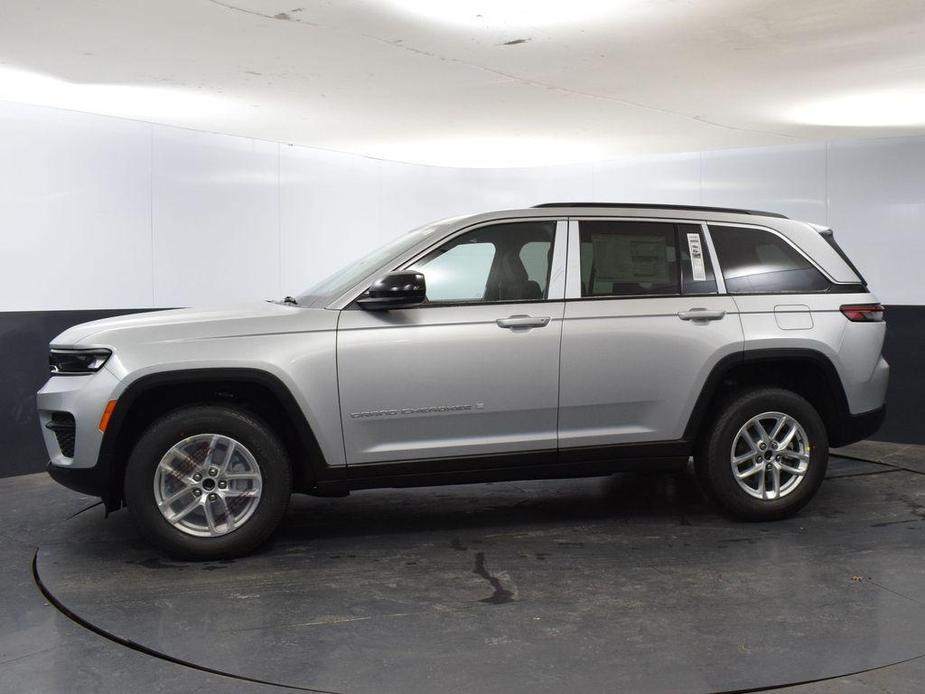 new 2025 Jeep Grand Cherokee car, priced at $38,958