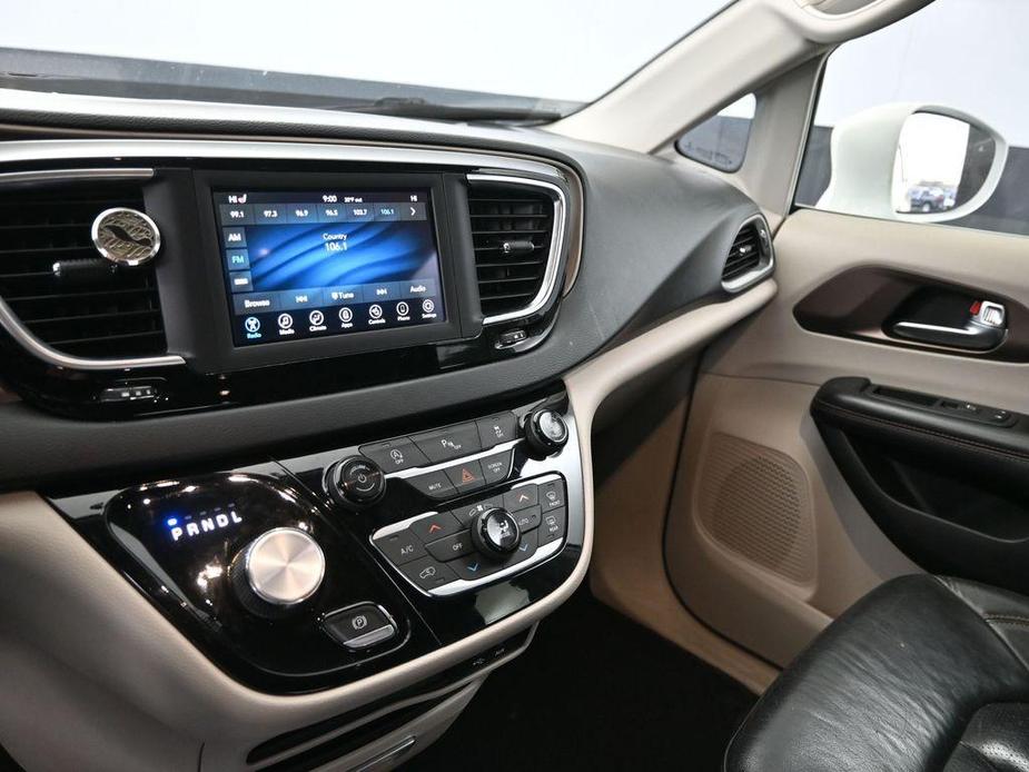 used 2019 Chrysler Pacifica car, priced at $13,435