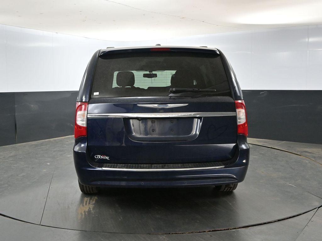 used 2014 Chrysler Town & Country car, priced at $8,788