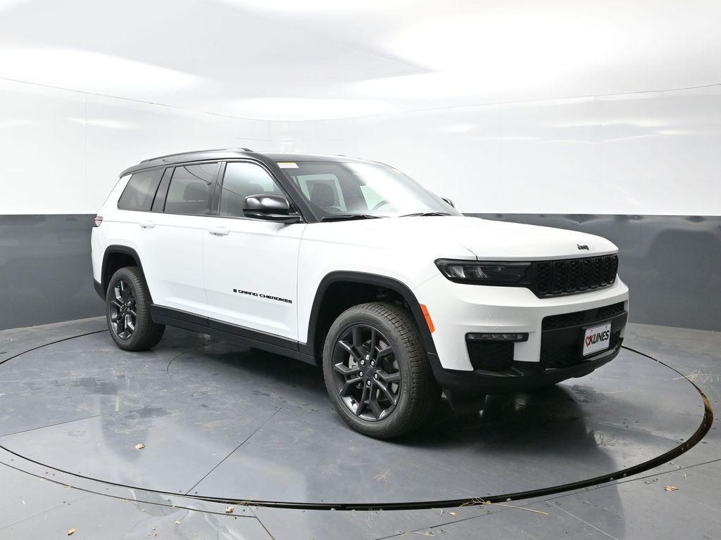 new 2025 Jeep Grand Cherokee L car, priced at $52,391