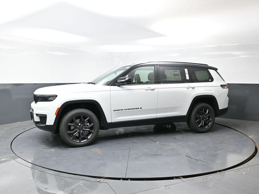 new 2025 Jeep Grand Cherokee L car, priced at $52,391