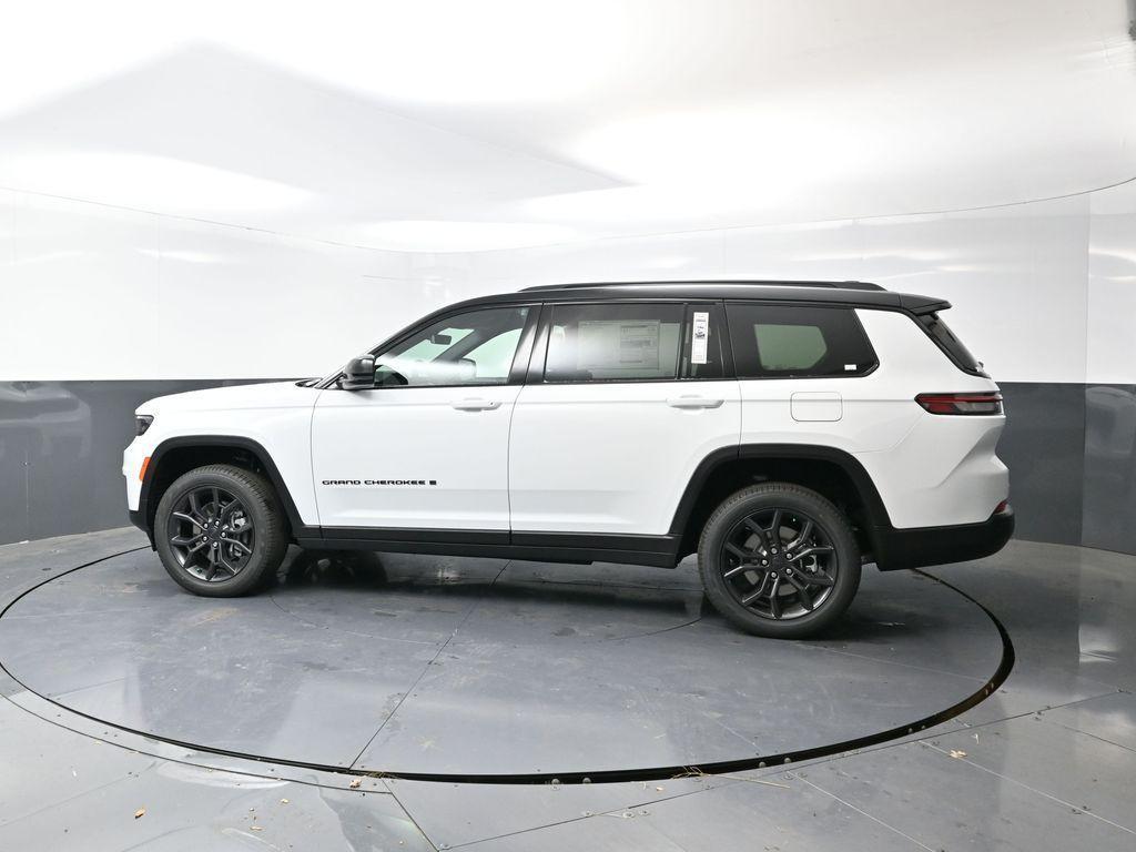 new 2025 Jeep Grand Cherokee L car, priced at $52,391