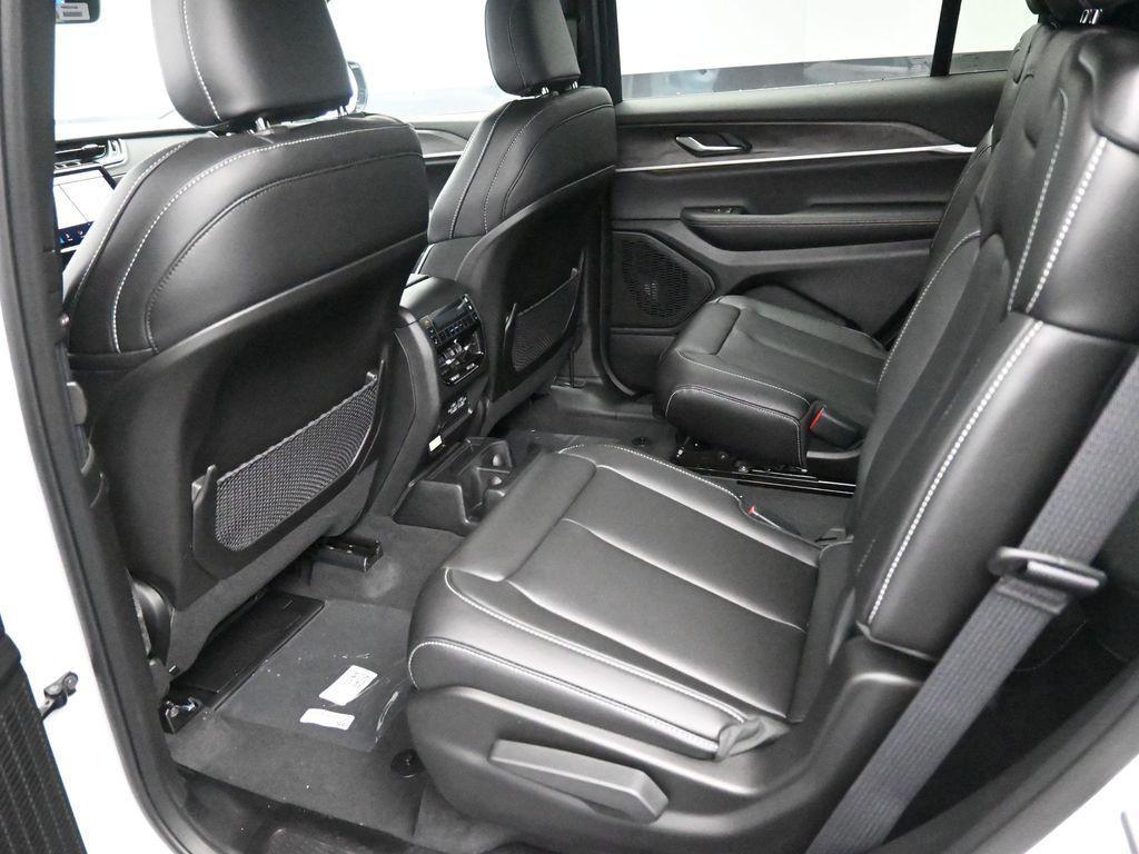 new 2025 Jeep Grand Cherokee L car, priced at $52,391