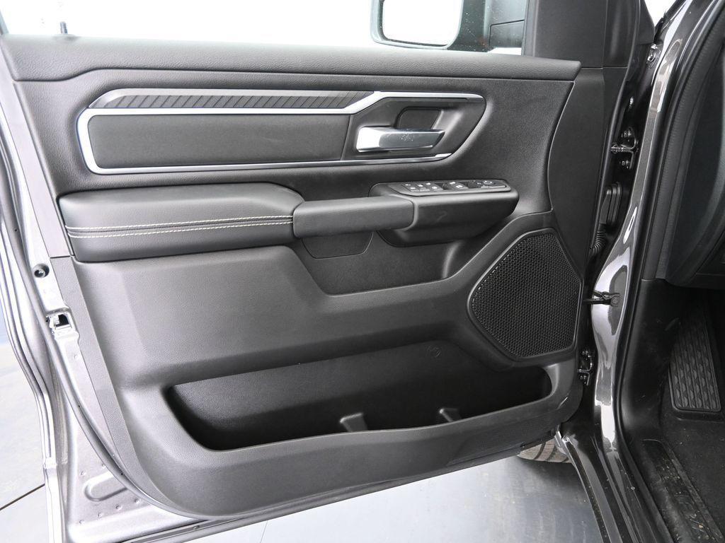 new 2025 Ram 1500 car