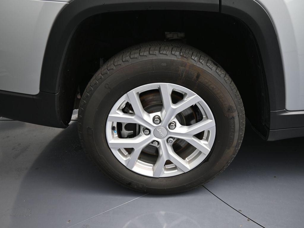 used 2023 Jeep Grand Cherokee L car, priced at $36,272