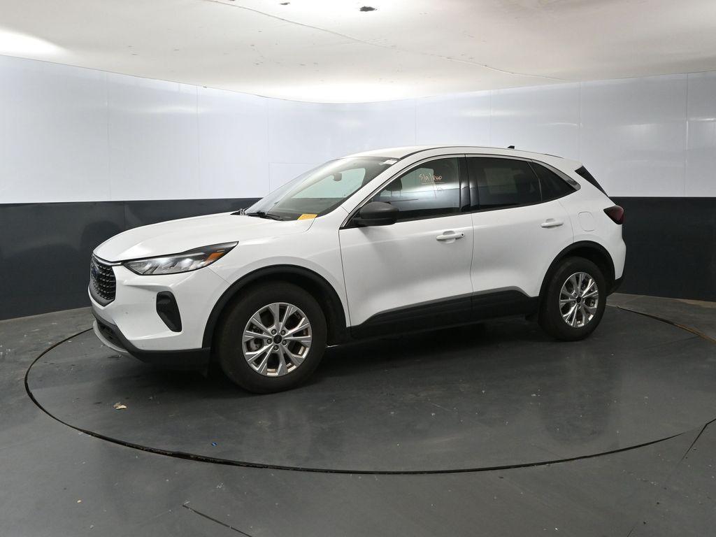 used 2024 Ford Escape car, priced at $22,999