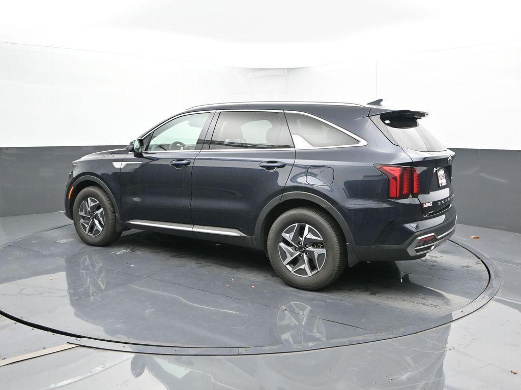 used 2021 Kia Sorento Hybrid car, priced at $22,860