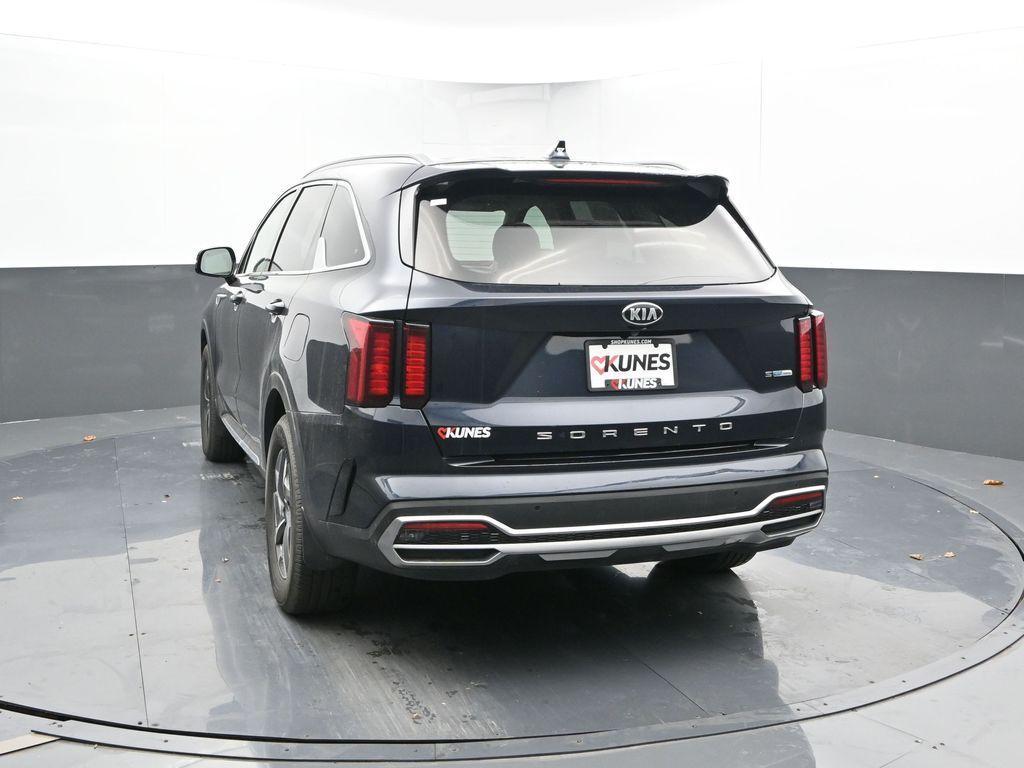 used 2021 Kia Sorento Hybrid car, priced at $22,860