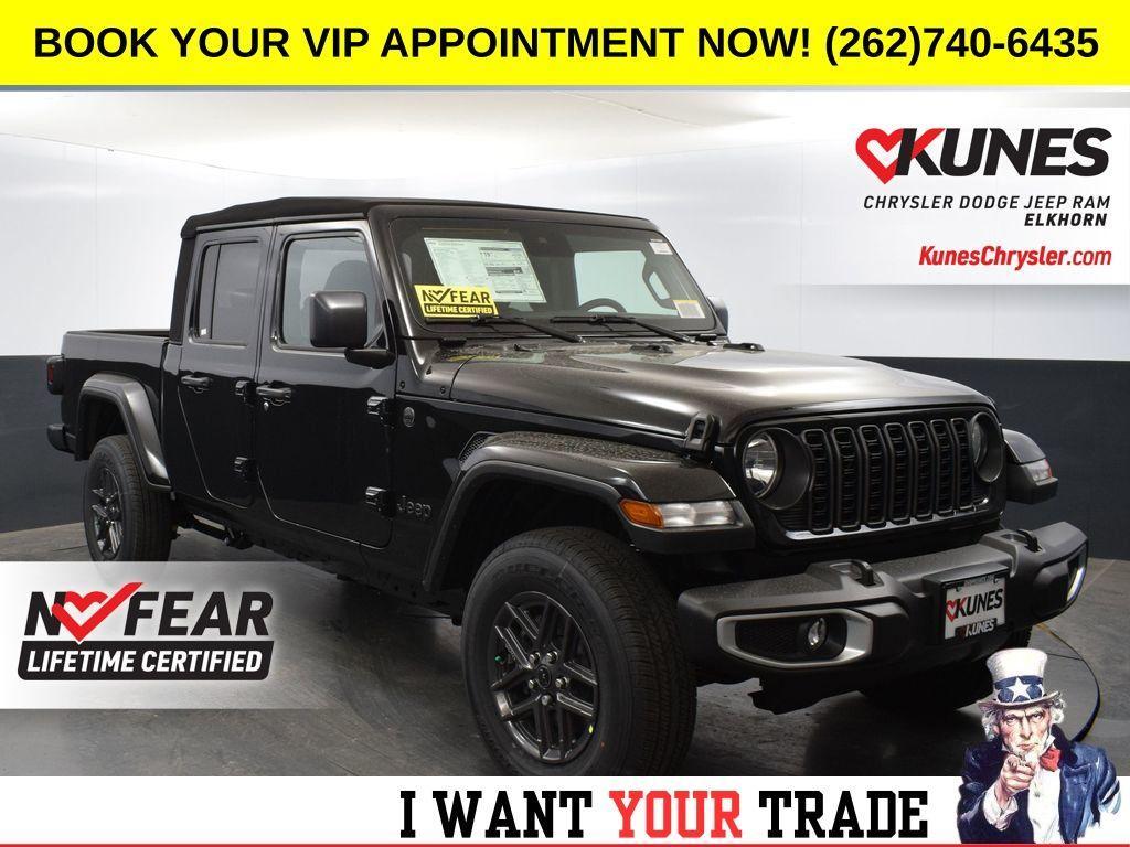 new 2024 Jeep Gladiator car, priced at $33,802