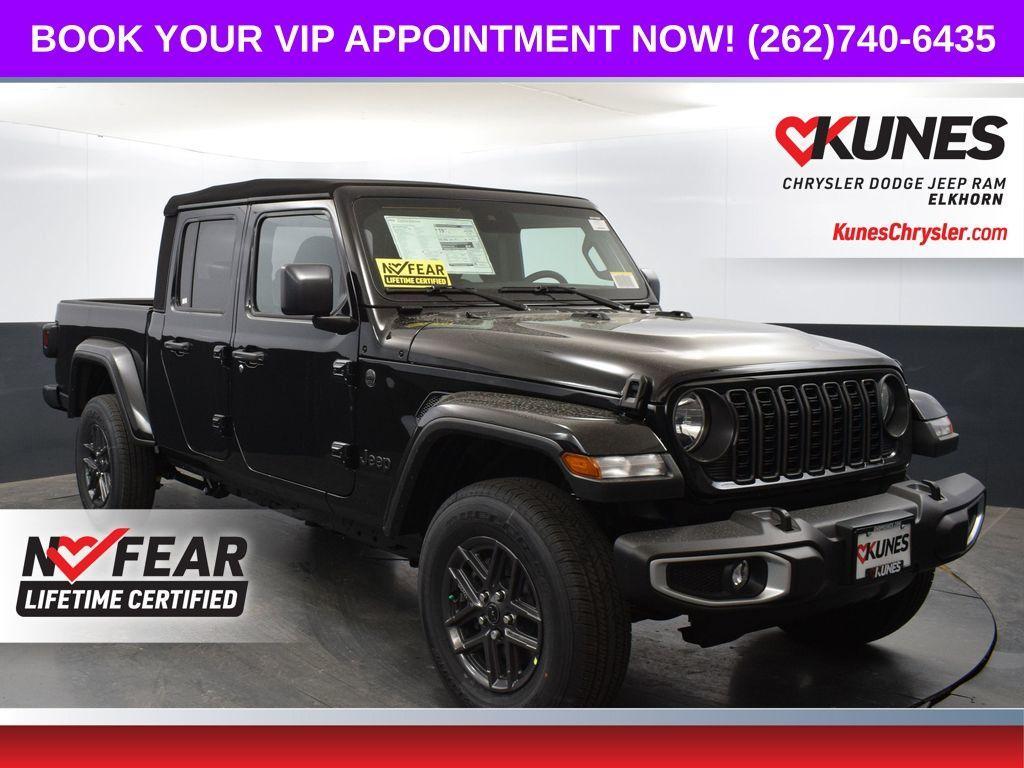 new 2024 Jeep Gladiator car, priced at $36,558