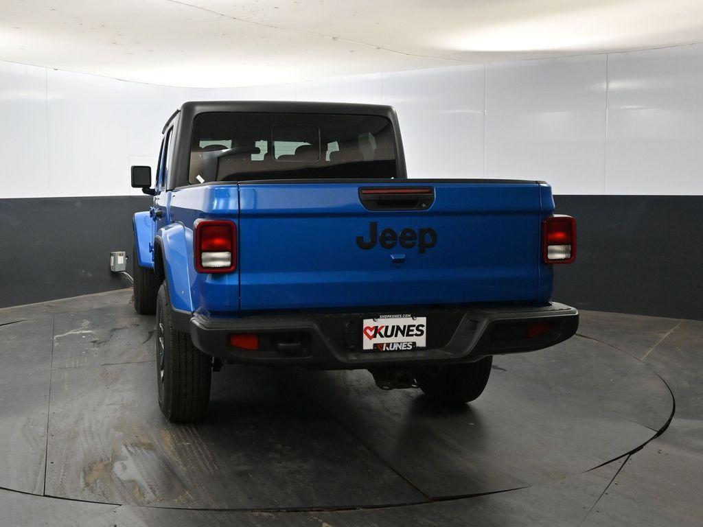 new 2025 Jeep Gladiator car, priced at $49,475