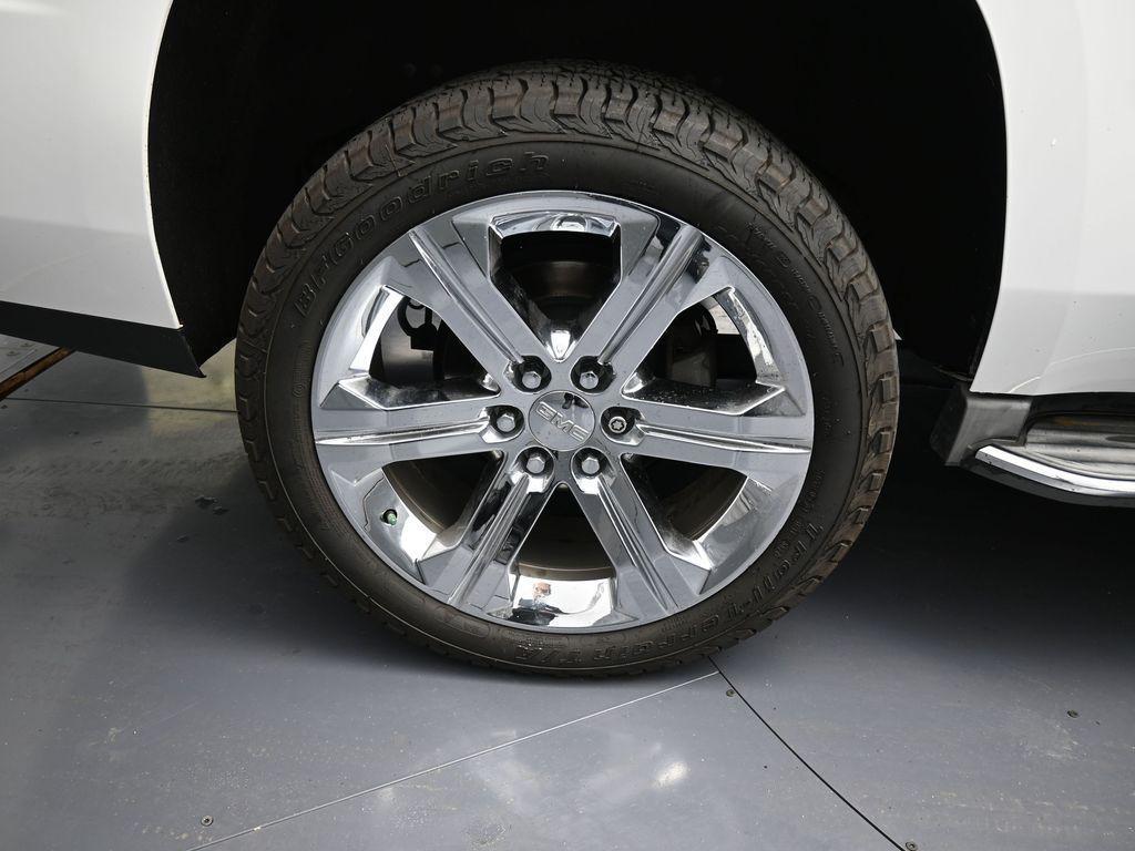 used 2015 GMC Yukon car, priced at $16,816