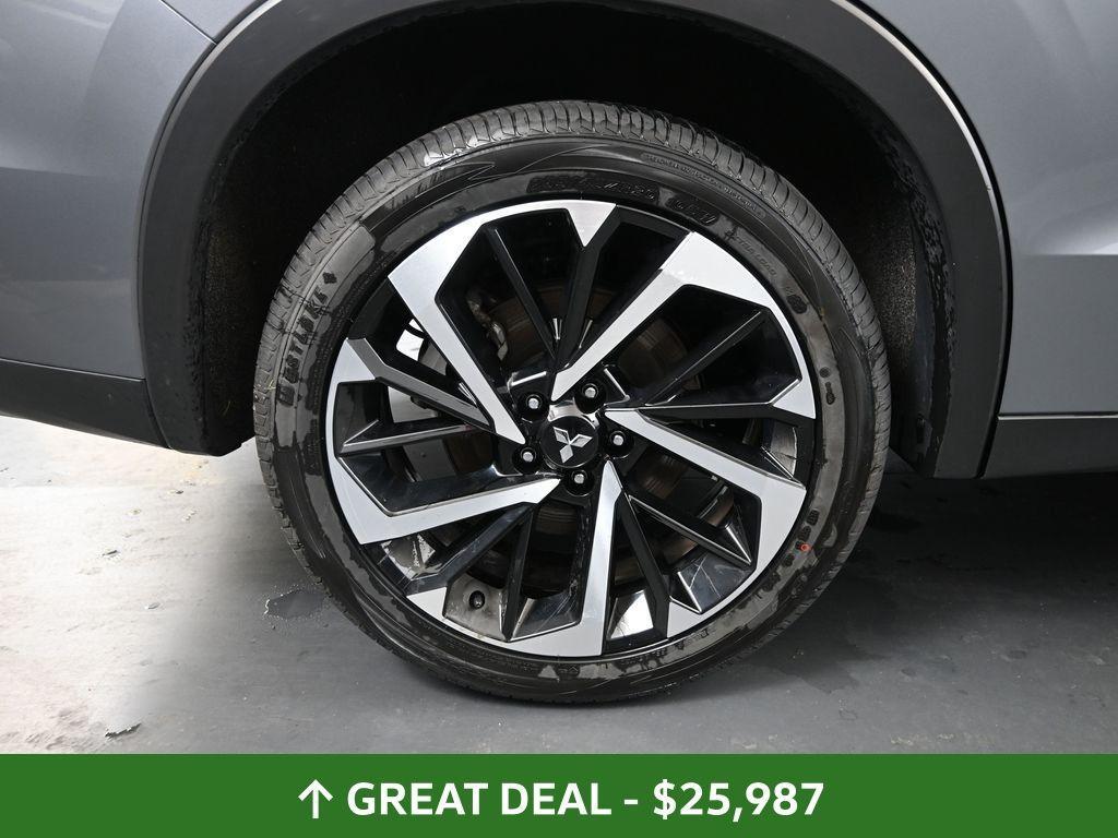 used 2024 Mitsubishi Outlander car, priced at $25,987