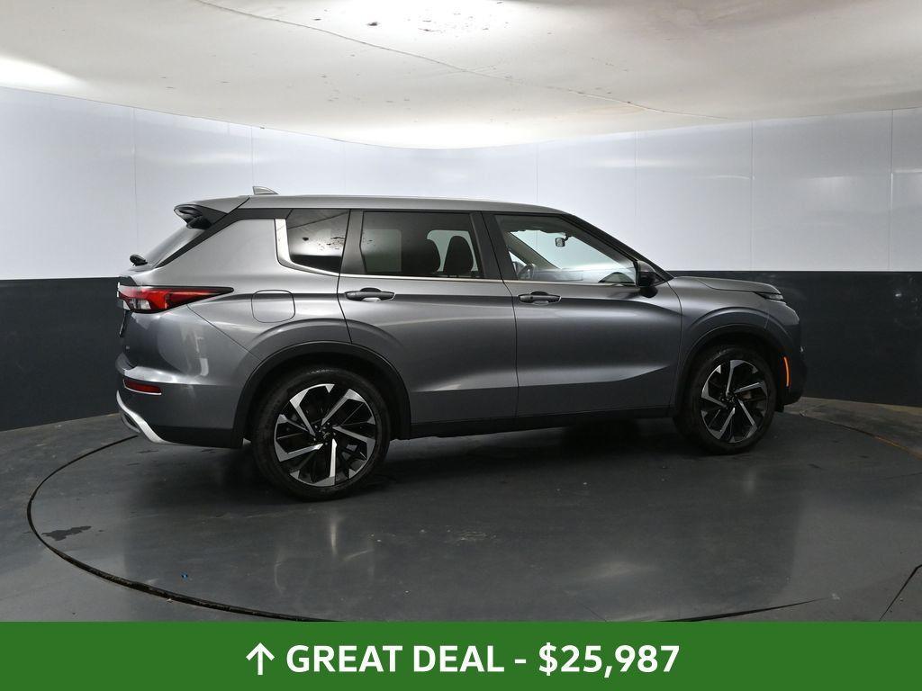 used 2024 Mitsubishi Outlander car, priced at $25,987