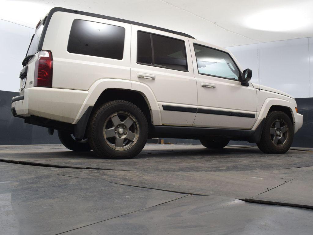 used 2007 Jeep Commander car, priced at $6,995