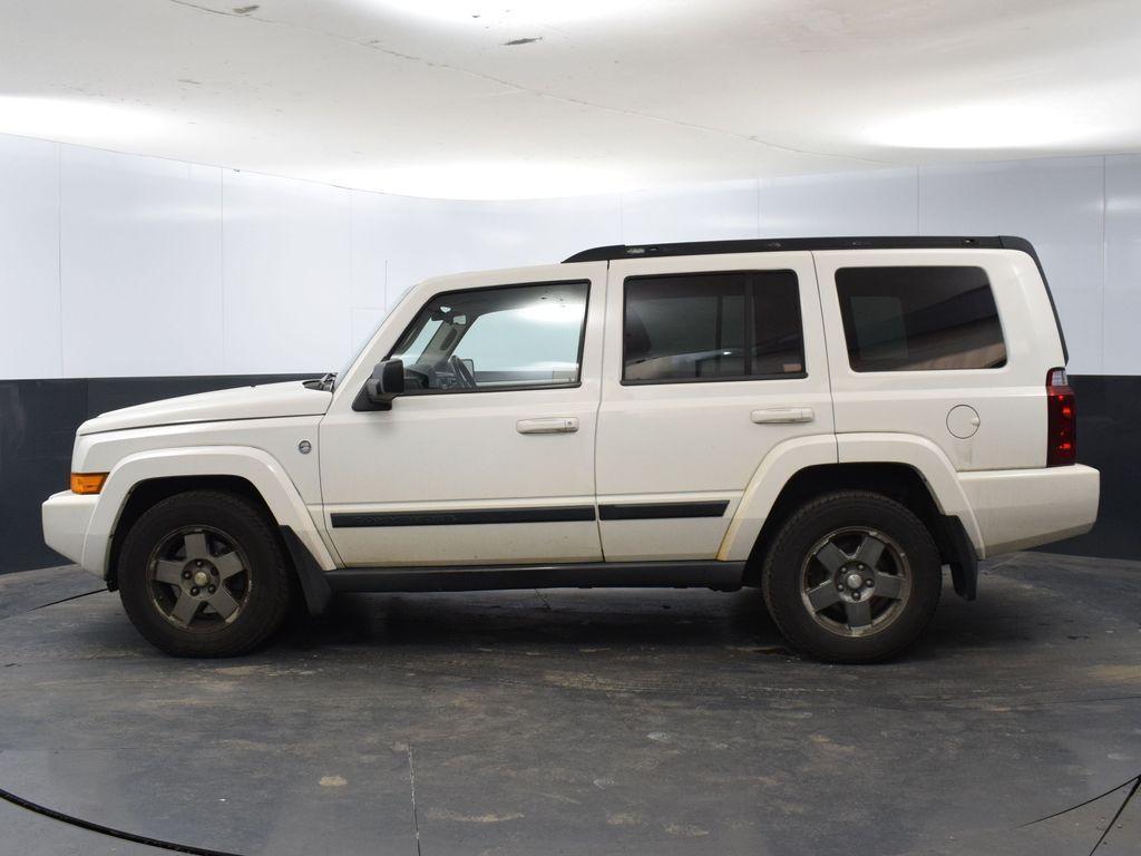 used 2007 Jeep Commander car, priced at $6,995