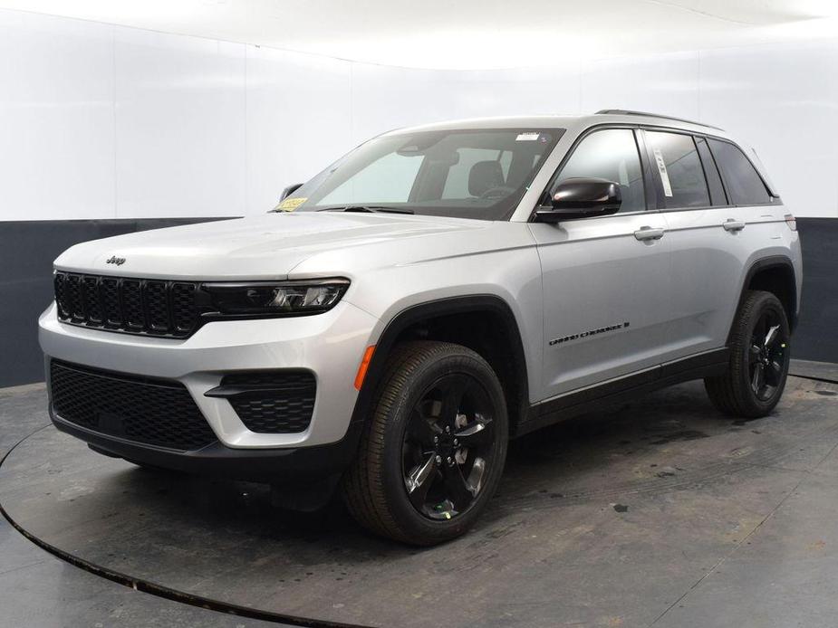 new 2024 Jeep Grand Cherokee car, priced at $43,563