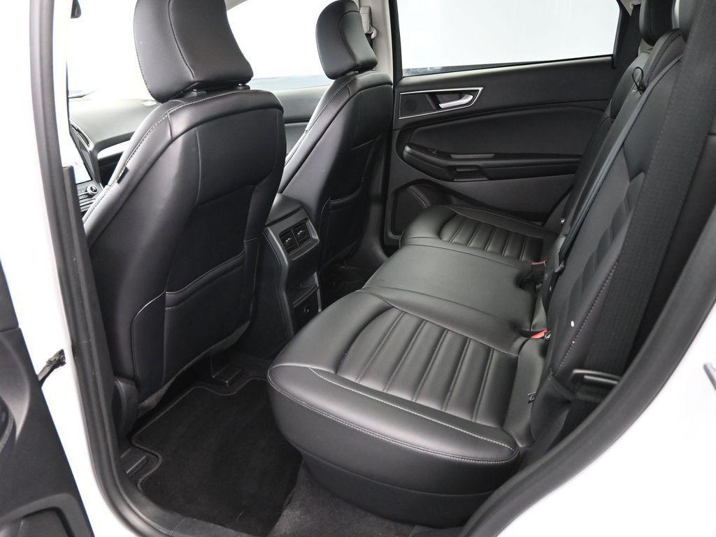 used 2024 Ford Edge car, priced at $26,123