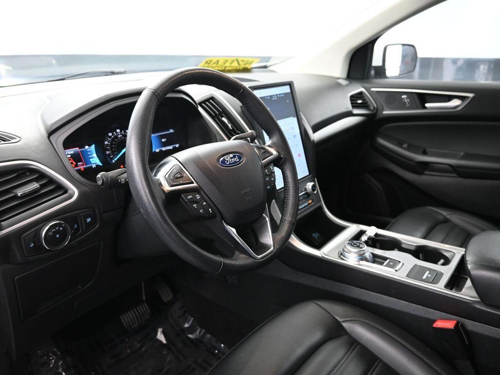 used 2024 Ford Edge car, priced at $26,123