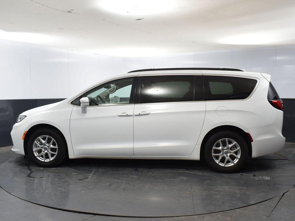 used 2022 Chrysler Pacifica car, priced at $23,074