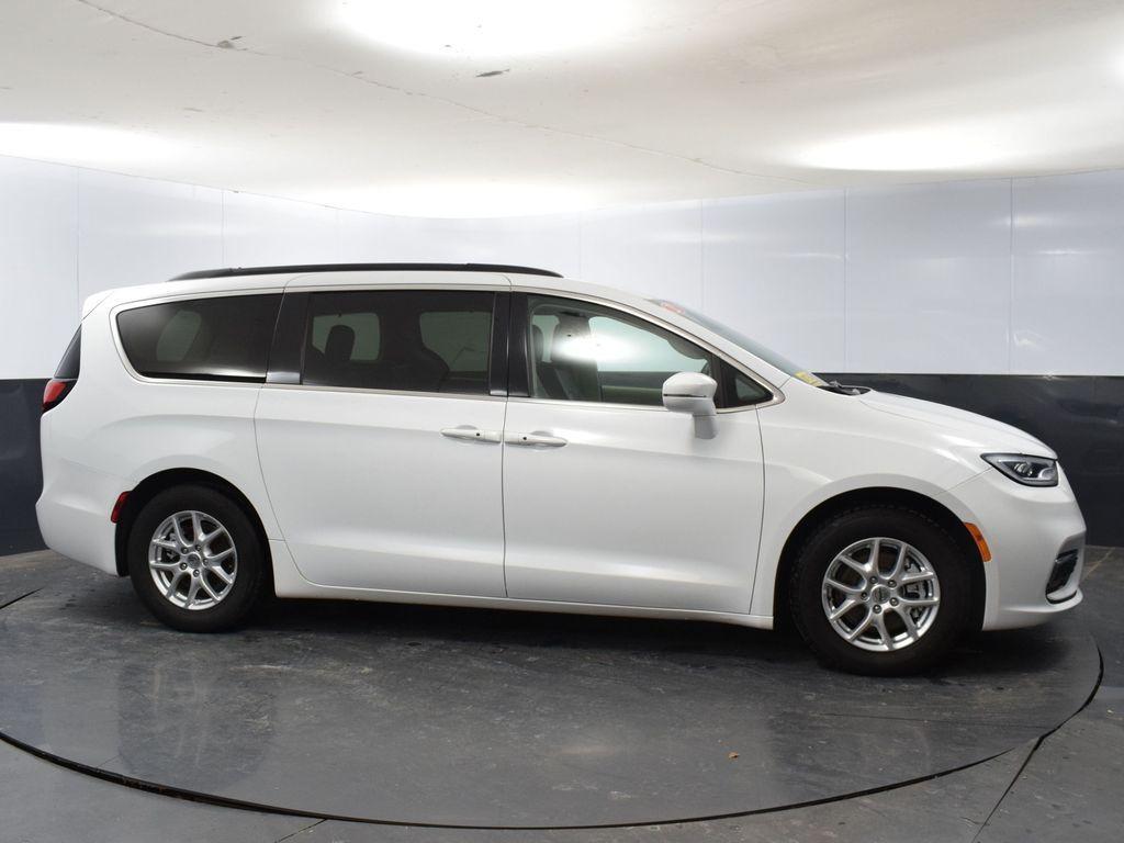 used 2022 Chrysler Pacifica car, priced at $23,074