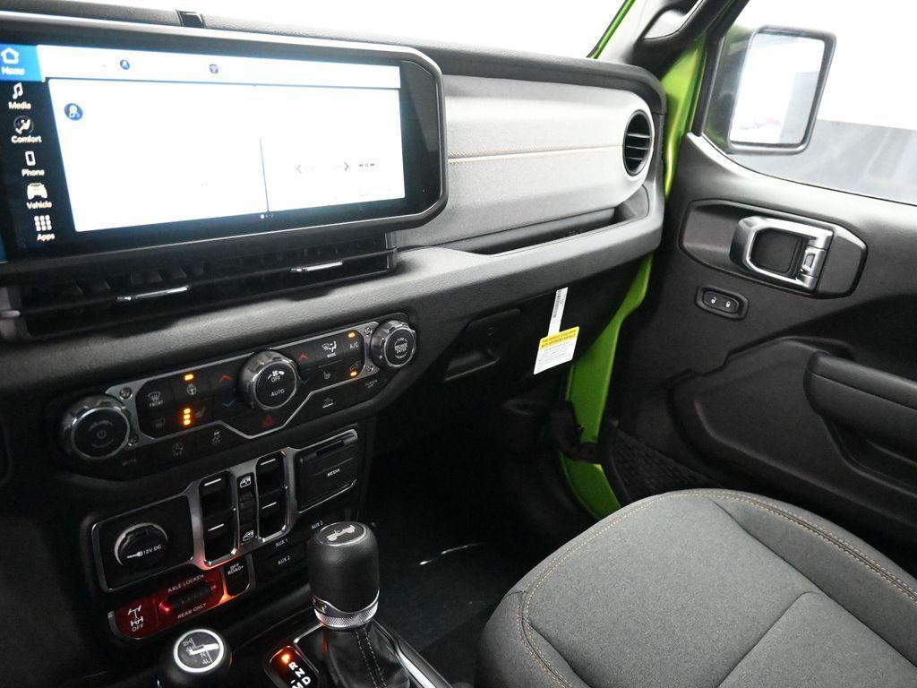 new 2026 Jeep Wrangler car, priced at $52,732