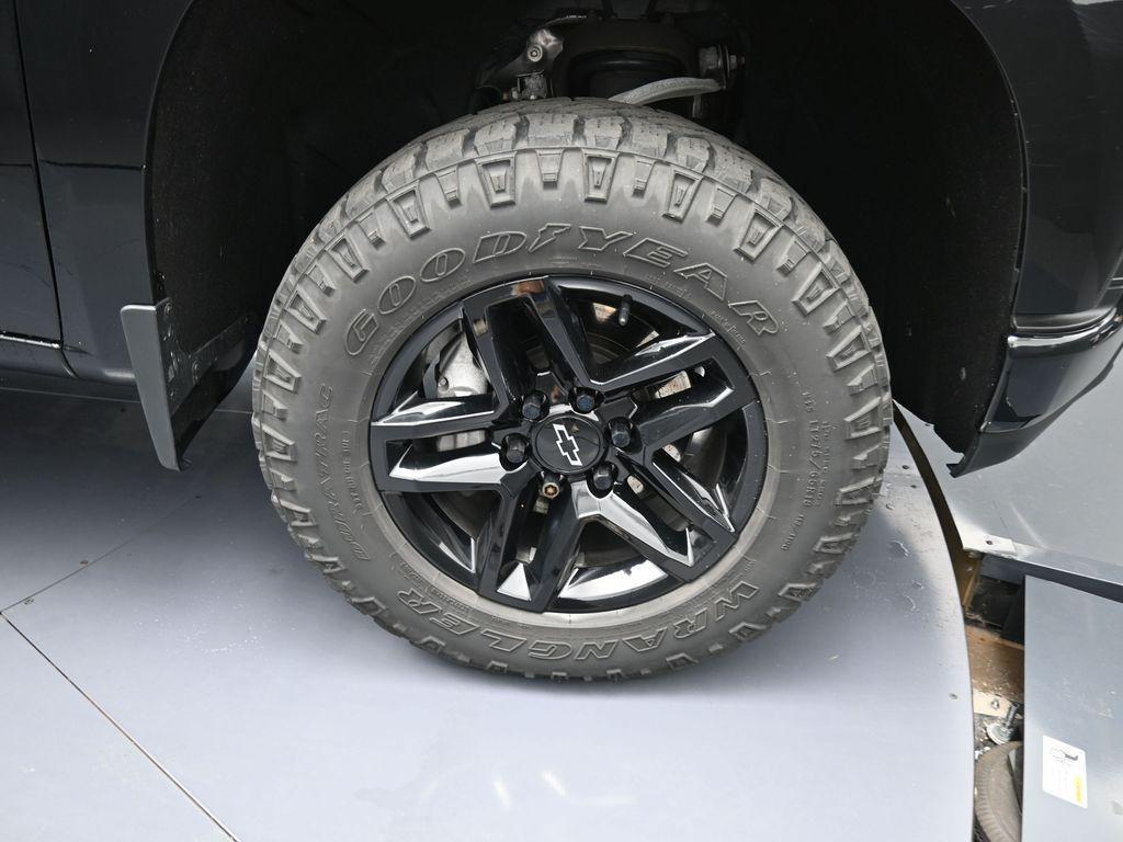 used 2021 Chevrolet Silverado 1500 car, priced at $38,474