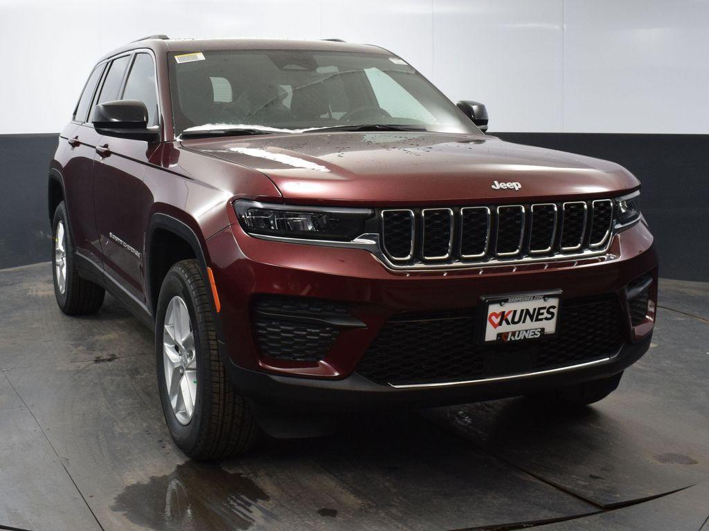 new 2025 Jeep Grand Cherokee car, priced at $38,958