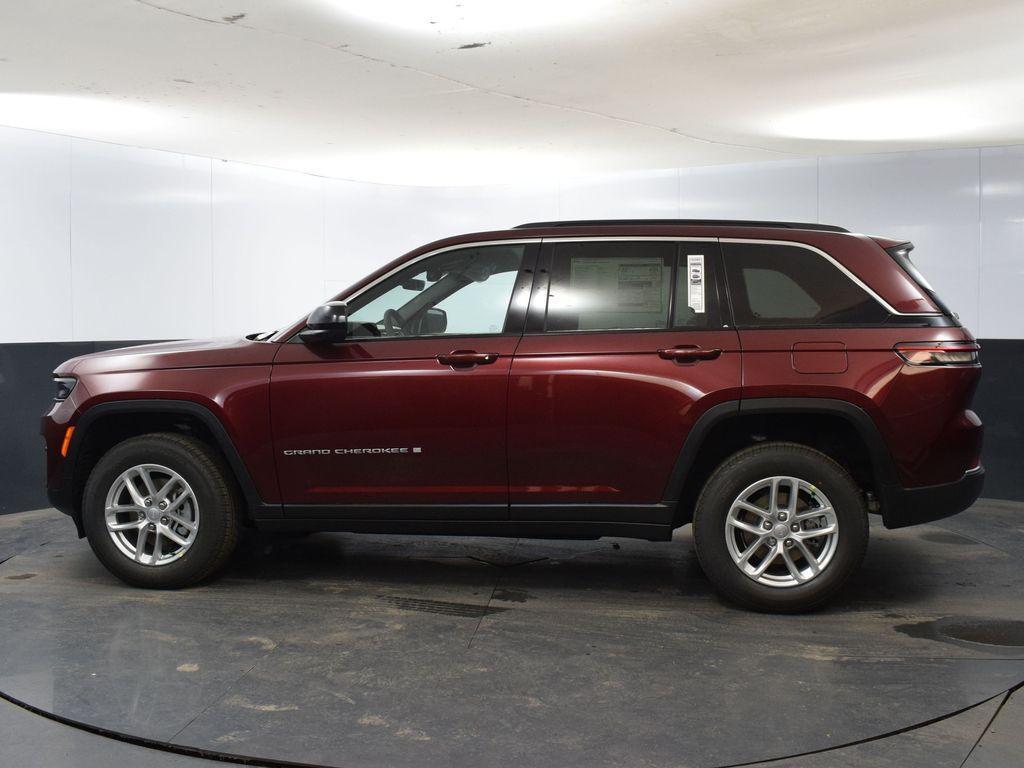 new 2025 Jeep Grand Cherokee car, priced at $38,958